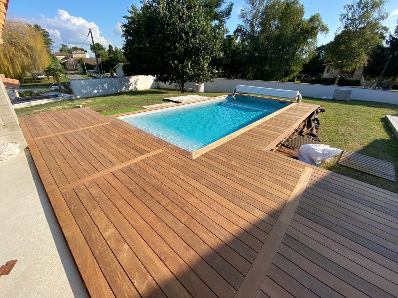 Construction sur mesure d’une terrasse en bois exotique ipé à saint André de cubzac proche de bordeaux